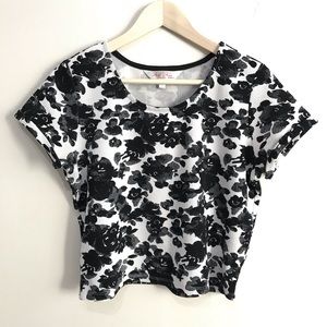 Marilyn Monroe Black & White Floral Blouse EUC